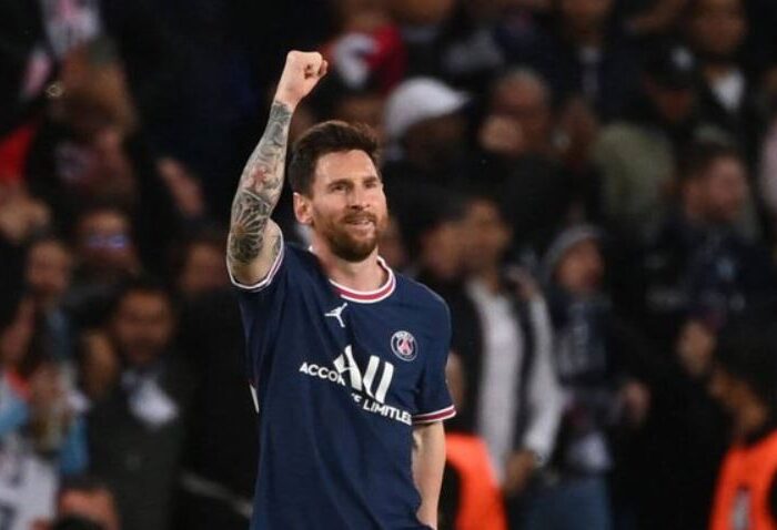 พนันบอล